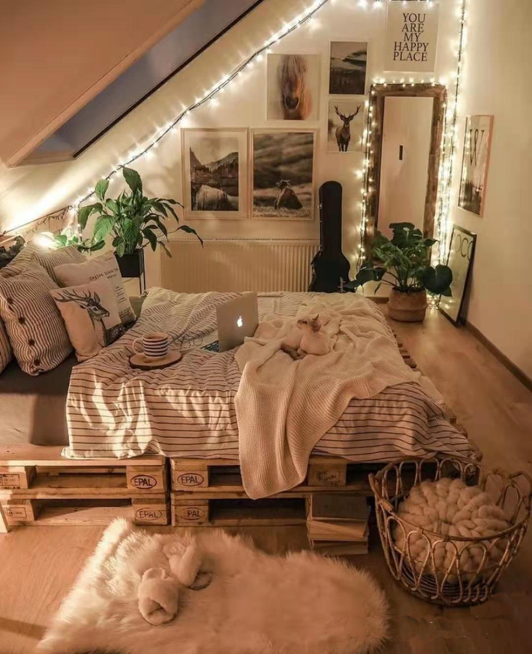 Cozy Bedroom Inspirations For Small Rooms - Glorifiv