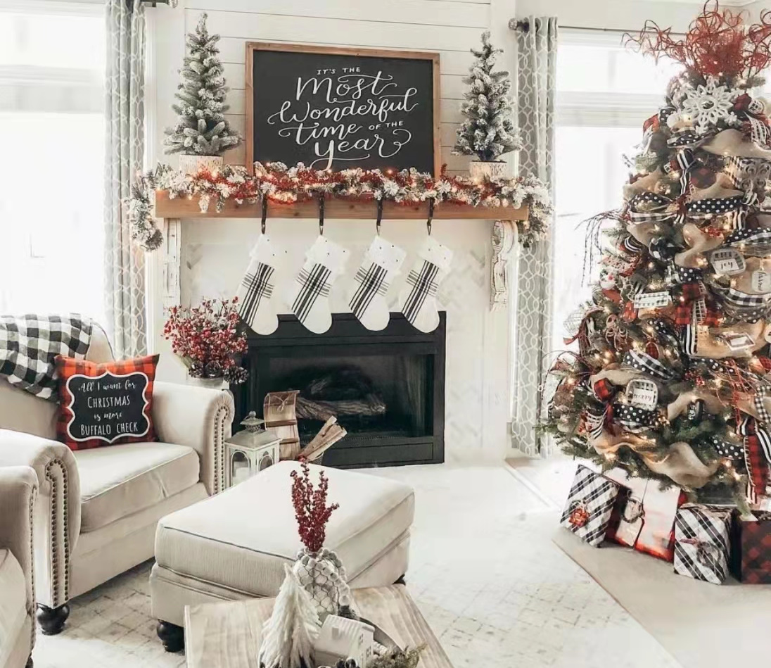 Christmas Fireplace Decor Ideas - Glorifiv